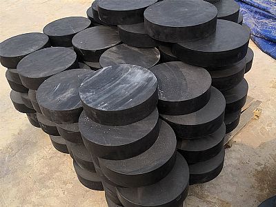 彭山区板式橡胶支座由若干层橡胶片与薄钢板经加压硫化